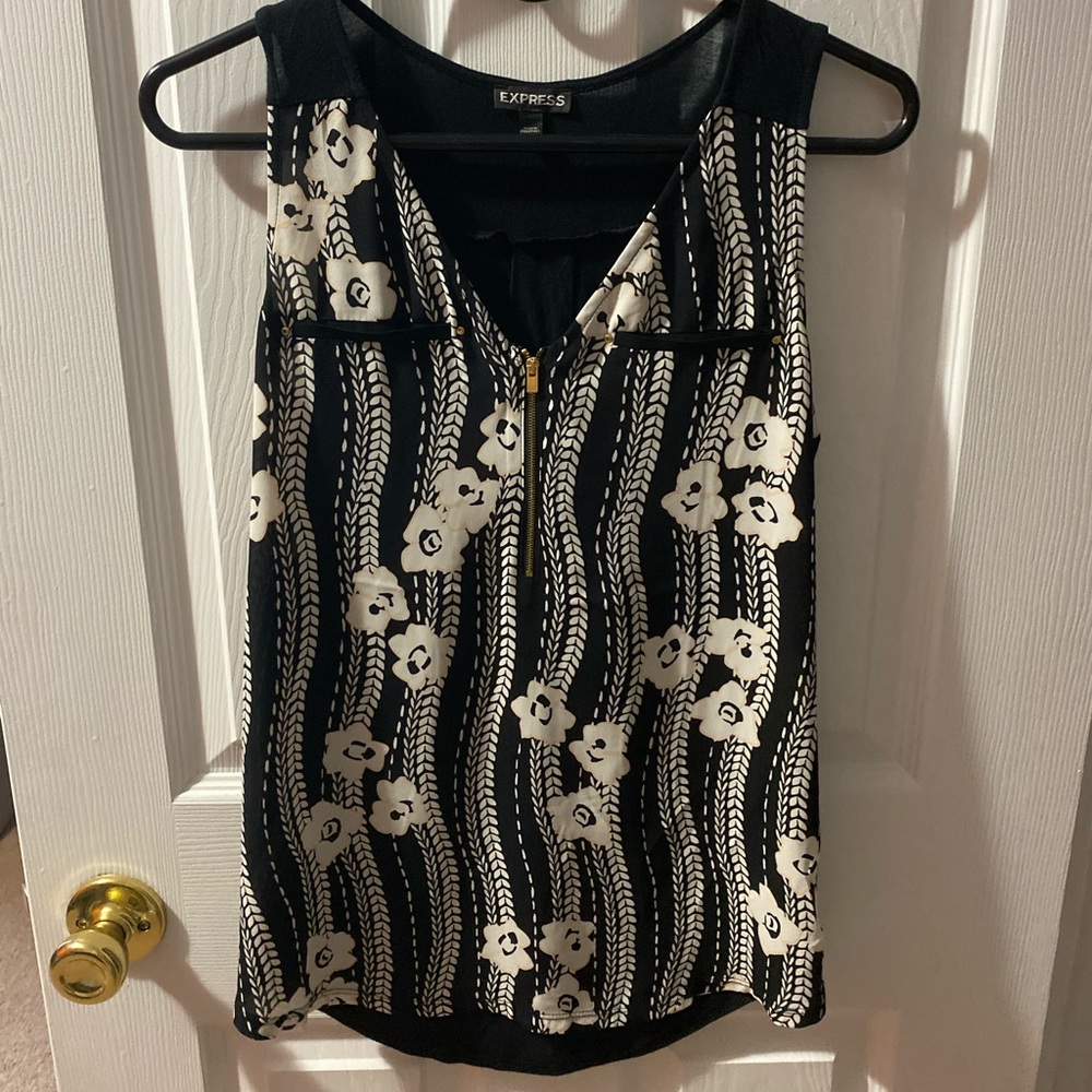 Express tank top